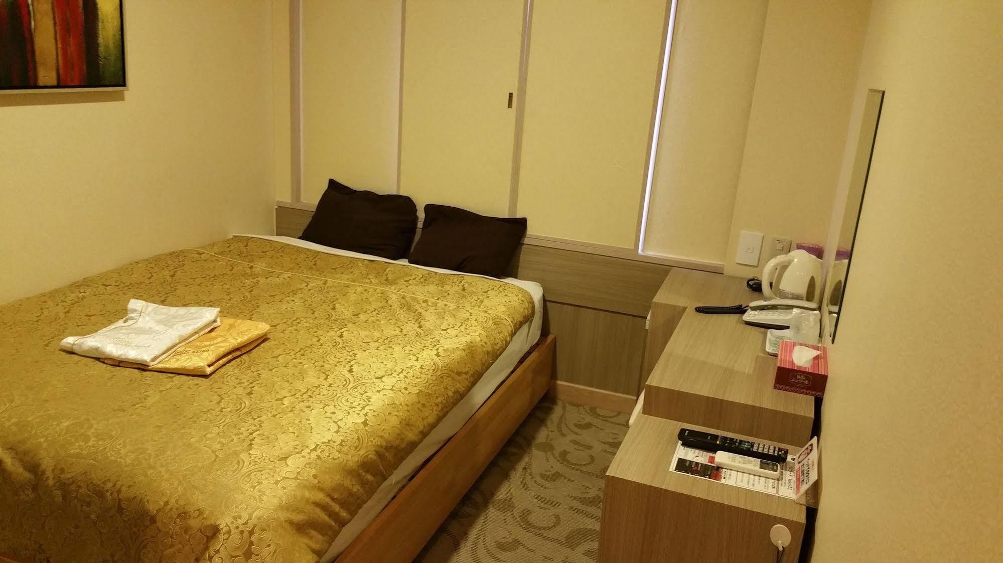 Hotel Osaka Keiko Exteriör bild